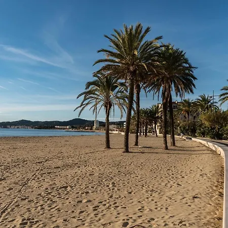 T2 Au Lavandou Pour 4, Proche Plage, Climatisation, Parking Prive - Fr-1-803-66 Lejlighed Le Lavandou